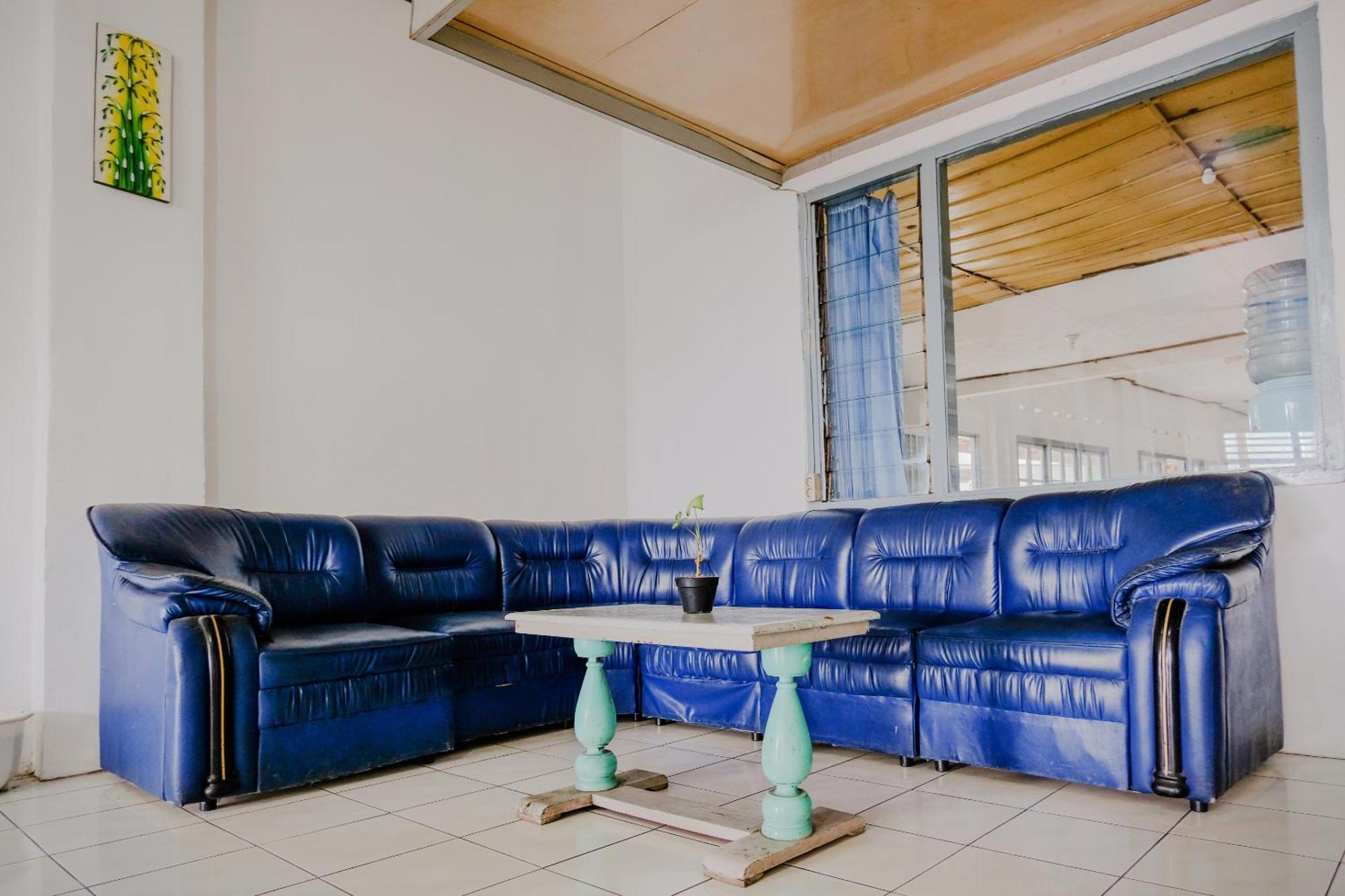 Oyo Life 2638 Hotel Raya Sarangan Luaran gambar